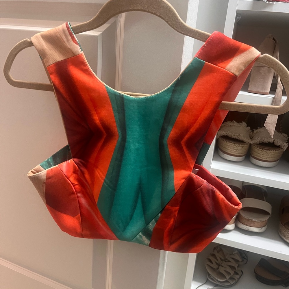 TOGA Sleeveless Crop Tank Top